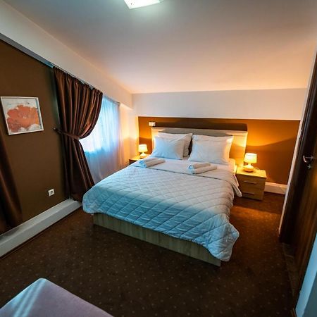 Hotel Oasis Gnojnice Экстерьер фото