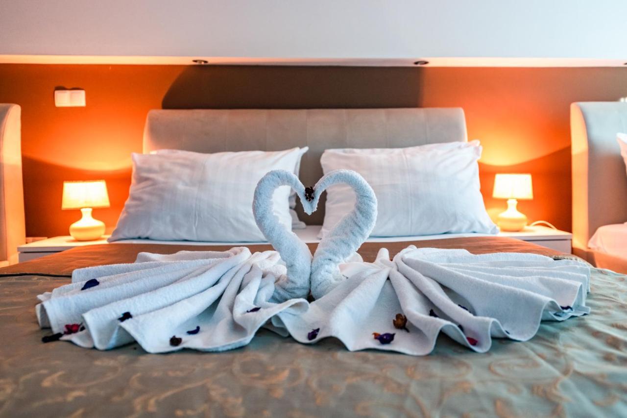 Hotel Oasis Gnojnice Экстерьер фото